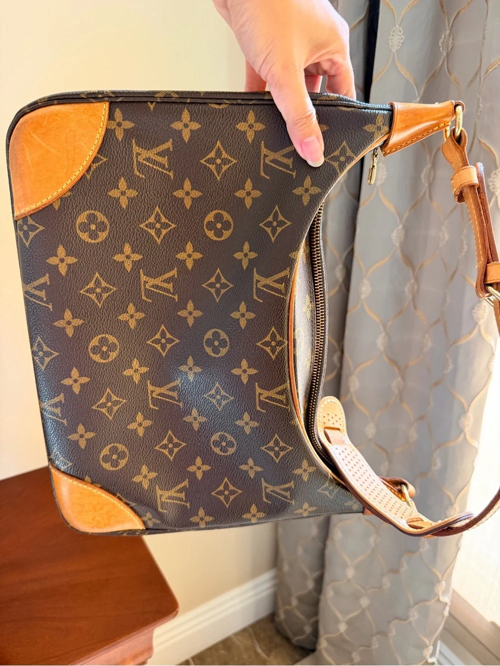 Authentic Louis Vuitton Monogram Boulogne shoulder bag  with dust bag
